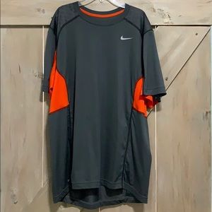 Men’s Nike Dri-Fit Tee size XL EUC